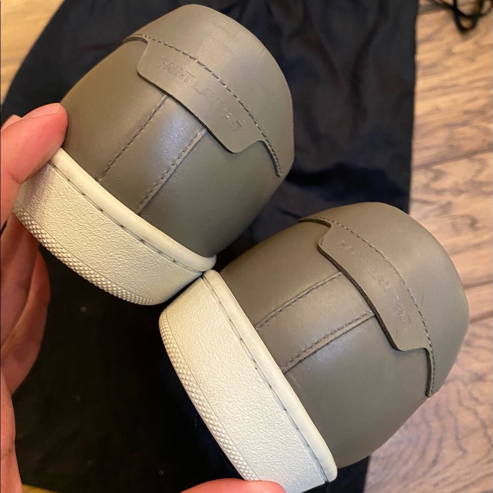 Saint Laurent SL/01 Sneakers - Picture 9 of 10